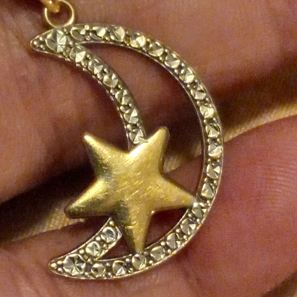 14kt Gold Star And Diamond Cut Moon Pendant